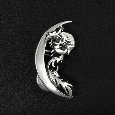 ムーンシャドウウルフピンバッジ