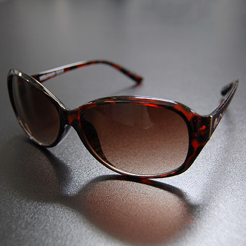 ホワイトファングウルフサングラス／ブラウン