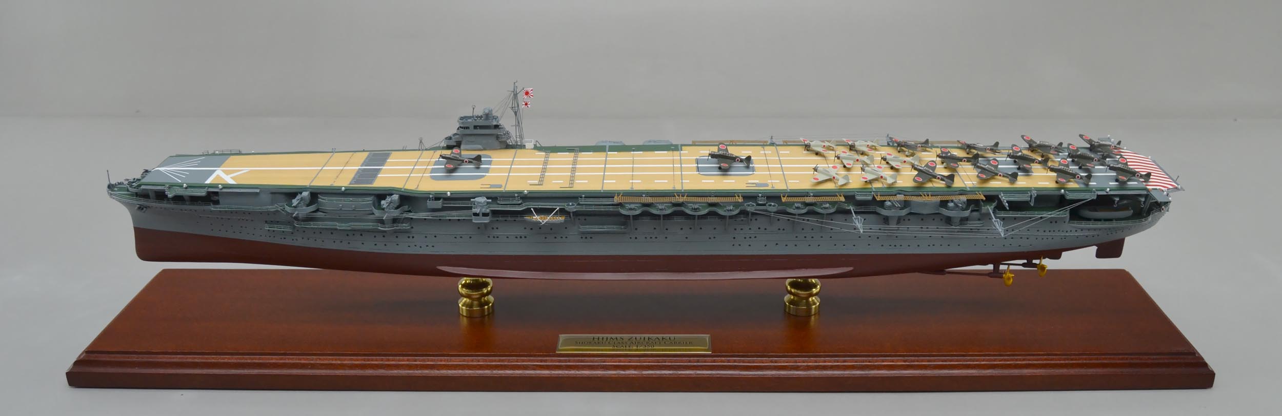1/100航空母艦・瑞鶴 精密模型完成品 