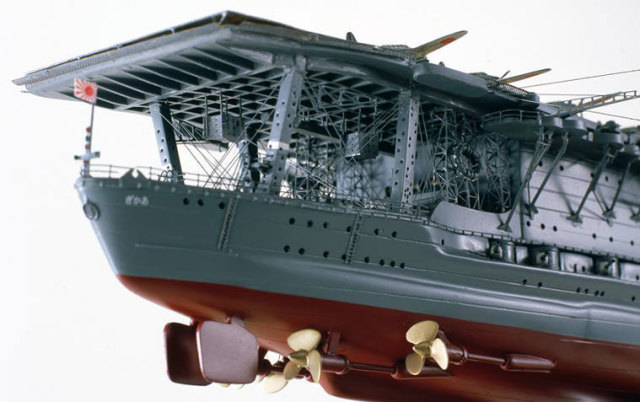 1/100航空母艦・赤城 精密模型完成品