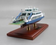 両頭内航フェリー精密模型 広島 上村汽船 第八きりくし 精密模型製作ウッドマンクラブ