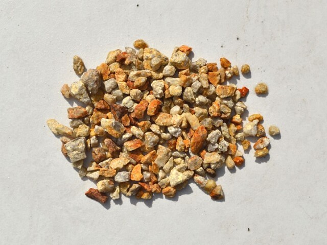 甲賀砂利(ゴールド) S【20kg/袋入り】