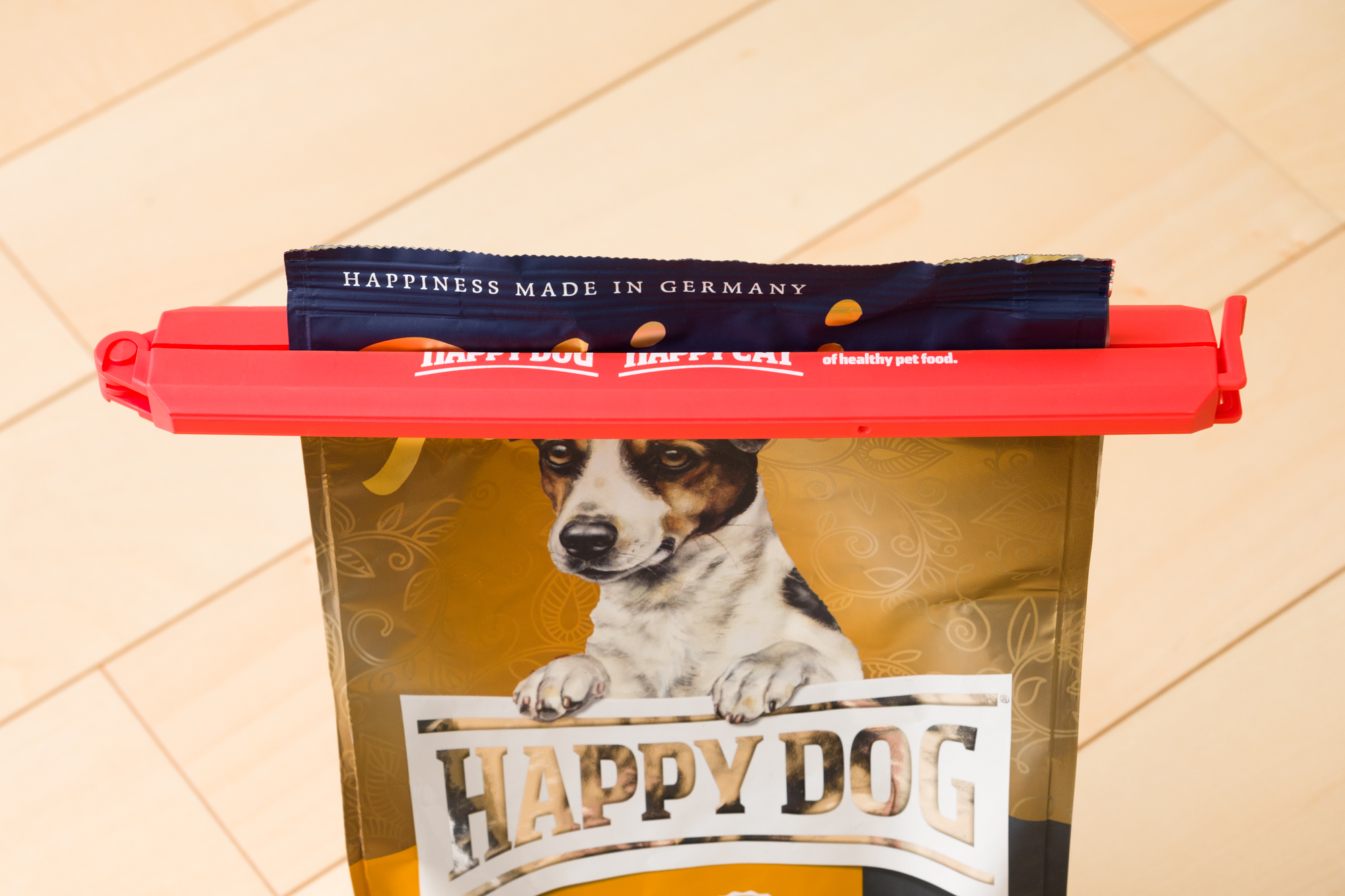 HAPPY DOG & CAT ロゴ入りクリップ・オン