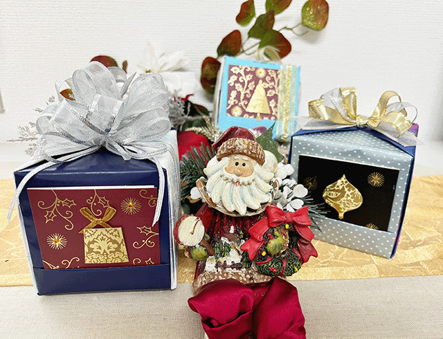 ラッピング協会のクリスマス飾り