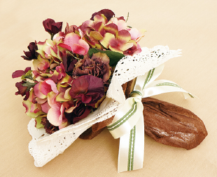 レースペーパー包み・花束