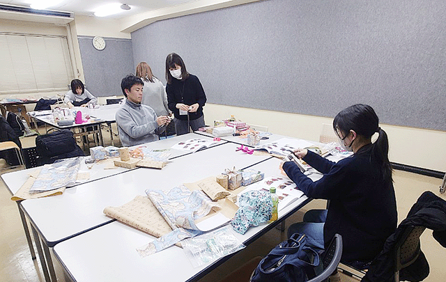 大阪講習会・ギフト資格取得クラスとギフト基本マスタークラスの様子