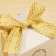 ゴールド網目柄・クリーム