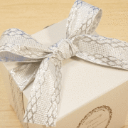 シルバー網目柄・ホワイト5m