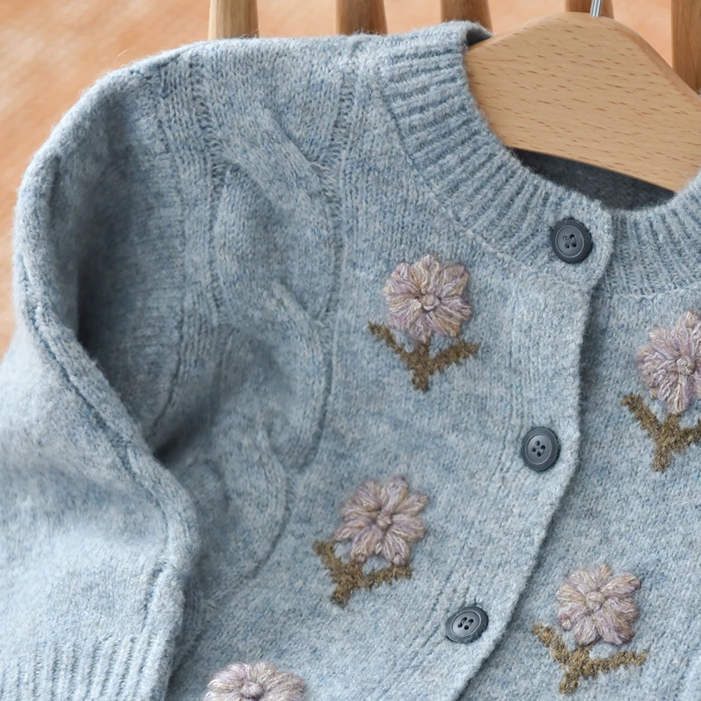 ベビー キッズ トップス ニットカーディガン 防寒 ガーリー ベビー服 キッズ服 上着 子供服 長袖 アウトウェア 秋冬 あったか 暖か 服 女の子 赤ちゃん 花 花刺繍 秋 冬 オシャレ おしゃれ かわいい 可愛い 73 80 90 100 Pearls パールズ
