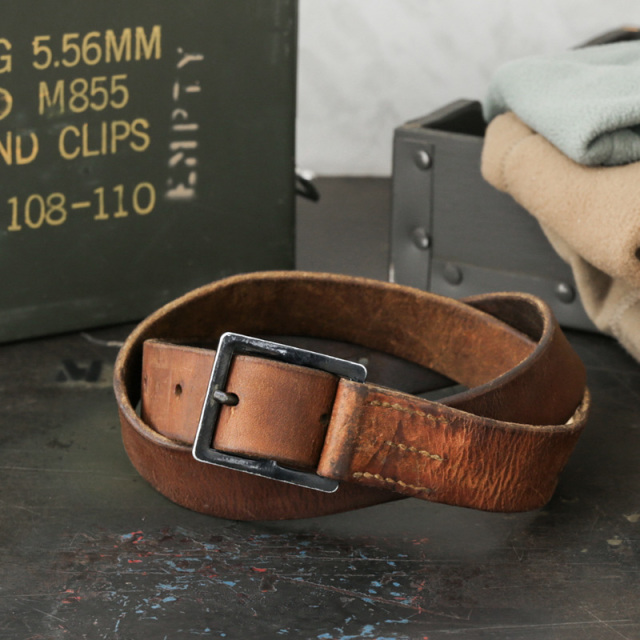 実物 USED スイス軍 M-52 レザーベルト ミリタリー