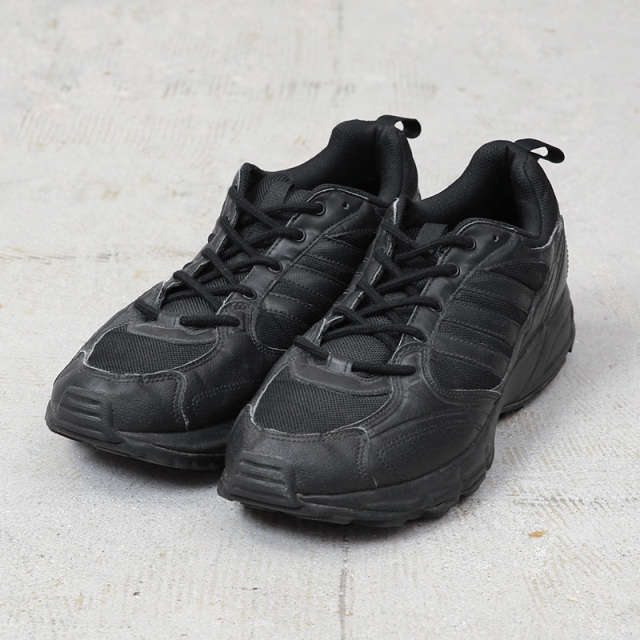 実物 USED ドイツ軍 adidas社製 トレーニングシューズ ミリタリー