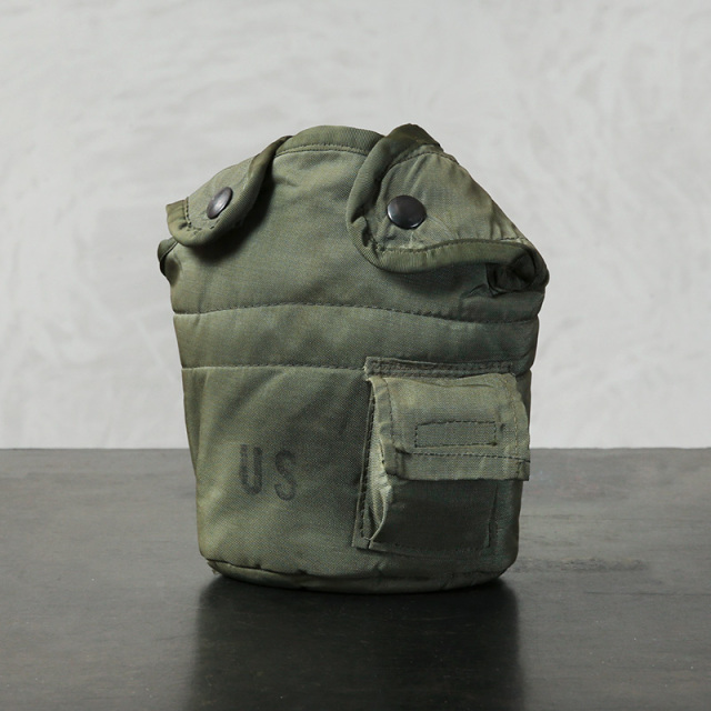 実物 USED 米軍 ウォーターキャンティーン カバー LC-2 ミリタリー
