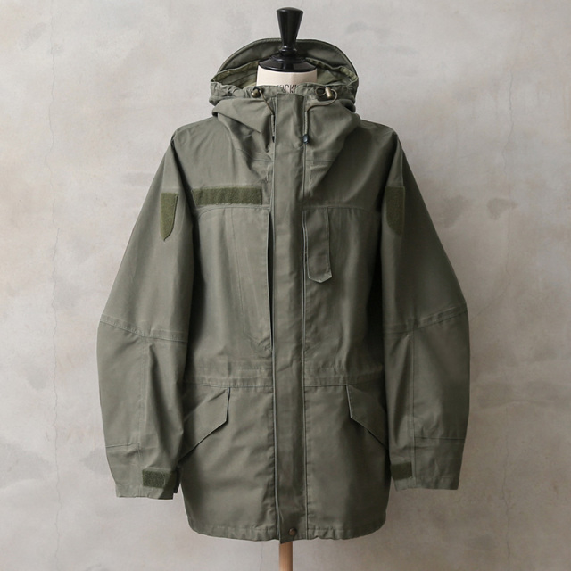 オーストリア軍 GORE-TEX アルパインパーカー 88-92 I/II 実物 USED オーストリア軍 アルパイン GORE-TEX フィールドパーカ