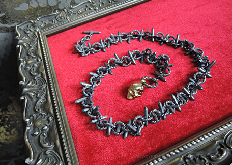 有刺鉄線スカルネックレス BETHLEHEM BLOODLUST