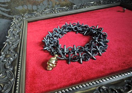 有刺鉄線スカルネックレス BETHLEHEM BLOODLUST