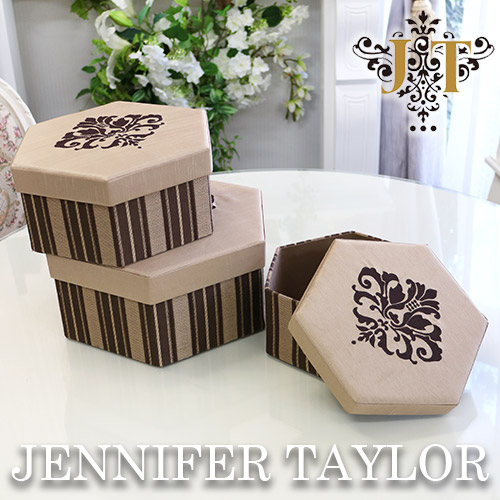 【まとめ買い割引対象品】 ジェニファーテイラー Jennifer Taylor BOX3Pセット・Broderick