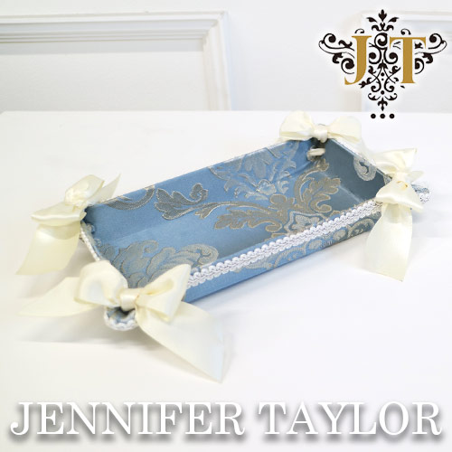 ジェニファーテイラー,Jennifer Taylor,トレイ