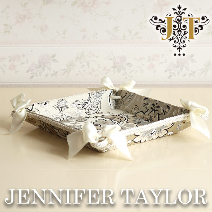 ジェニファーテイラー,Jennifer Taylor,トレイ,正方形,Helena