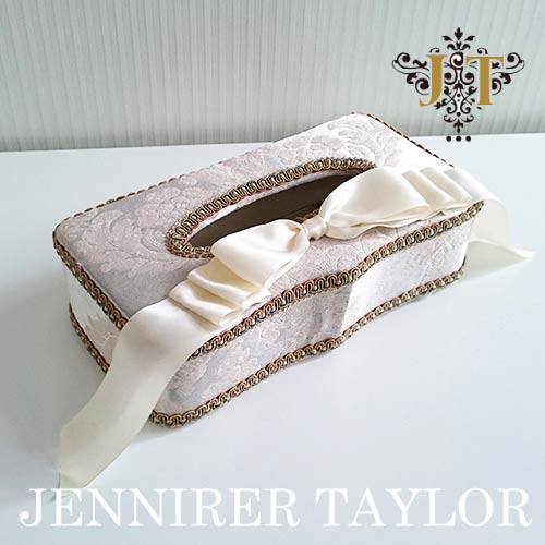 【まとめ買い割引対象品】 ジェニファーテイラー Jennifer Taylor ティッシュBOX・Lorraine-SL(リボン)
