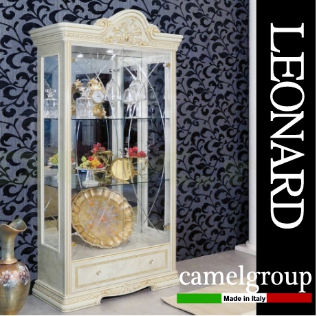 イタリア製 LEONARD レオナルドシリーズ 2ドアショーケース【送料無料・開梱設置付き】