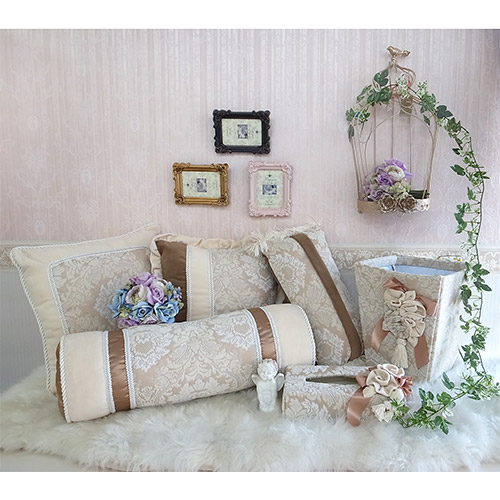 ジェニファーテイラー・ボルスタークッション・Bosom｜おしゃれ