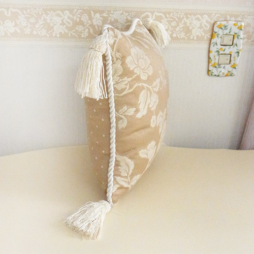 Jennifer Taylor クッション ジェニファーテイラー 楽天市場】ジェニファーテイラー クッション 45×45 パンヤ付