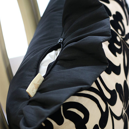 ジェニファーテイラー クッション Yorkeとフリル ジェニファーテイラー クッション Yorkeとフリル