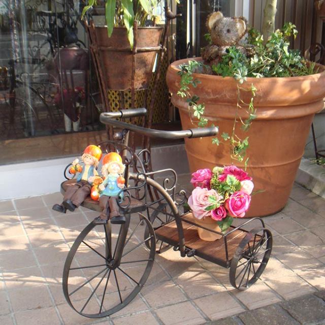花台,プランター,ガーデニング,園芸,自転車
