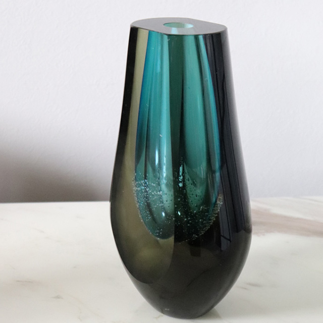 置物,花瓶,インテリアベース,クリスタル