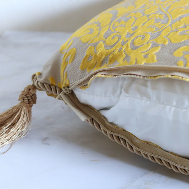 クッション,正方形,フリンジ,イエロー,おしゃれ,ヨーロピアン,ジェニファーテイラー,Jennifer Taylor,Leone