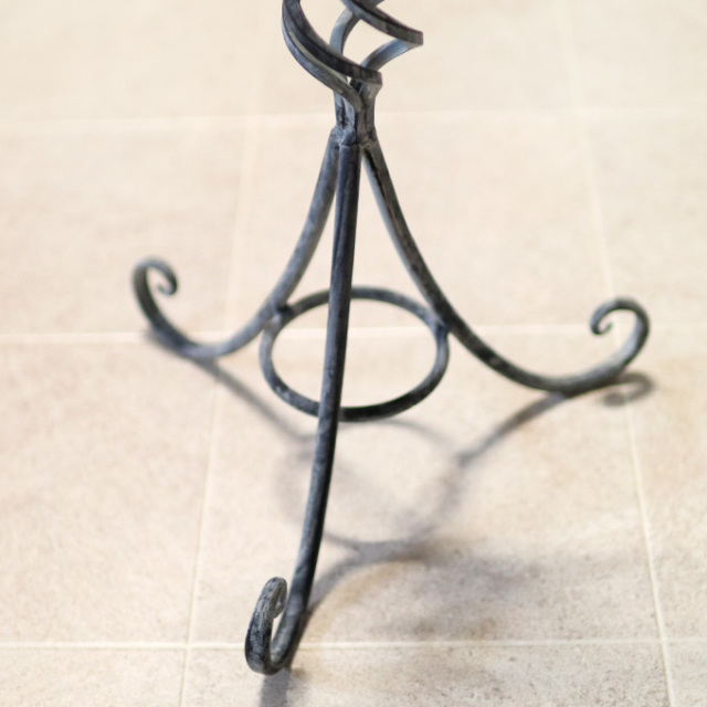 アンティーク調 スタンドプランター グレー｜おしゃれなガーデニング