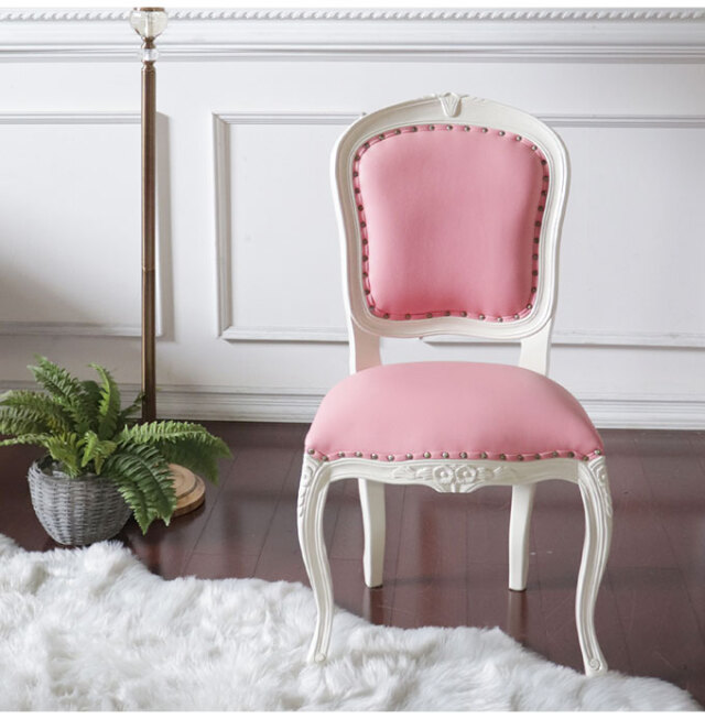 ダイニングチェア ピンクベージュ 合皮 白家具 椅子 クラシックスタイル 革張りダイニングチェア ピンク｜姫系インテリア 白家具｜おしゃれ家具