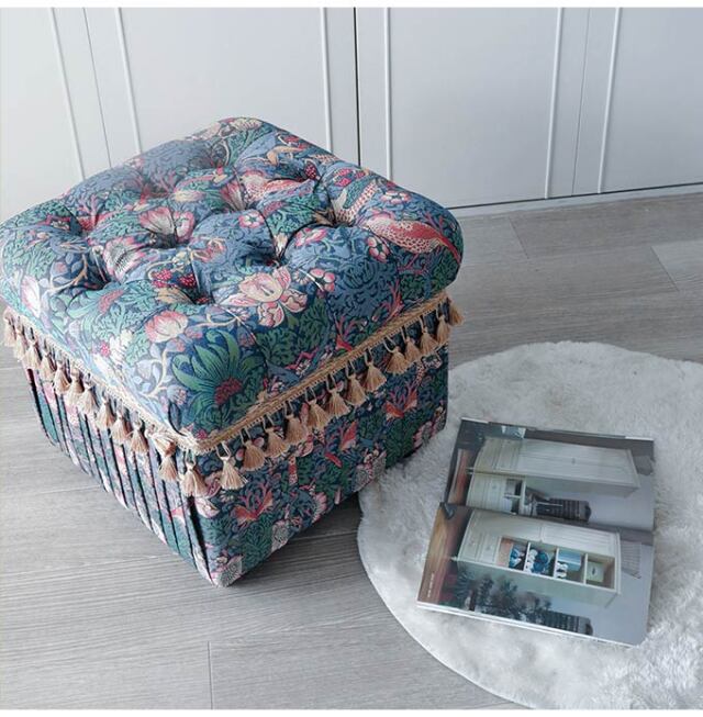 ジェニファーテイラー,収納付スツール,イチゴ泥棒