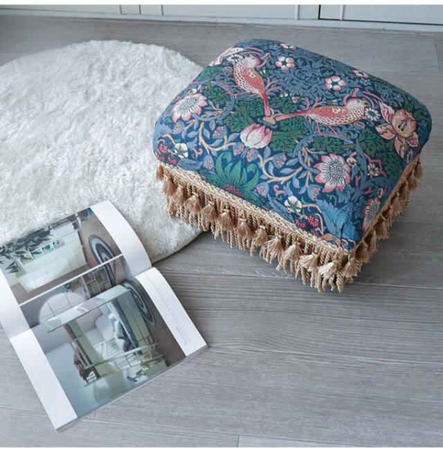 ジェニファーテイラー,スツール,オットマン,イチゴ泥棒