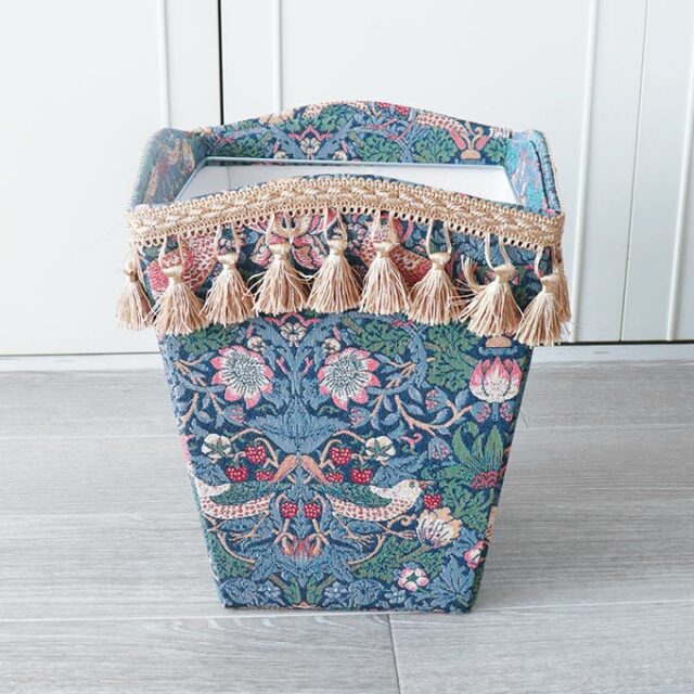 ジェニファーテイラー,ダストボックス,イチゴ泥棒