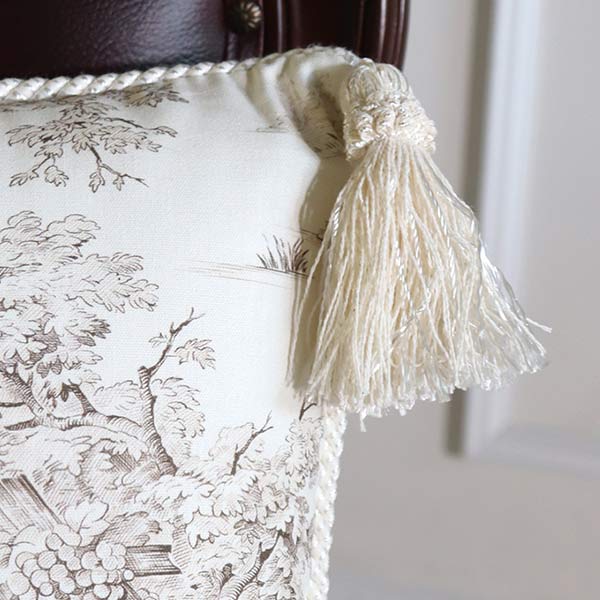 ジェニファーテイラー,クッション,大柄,トワルドジュイ