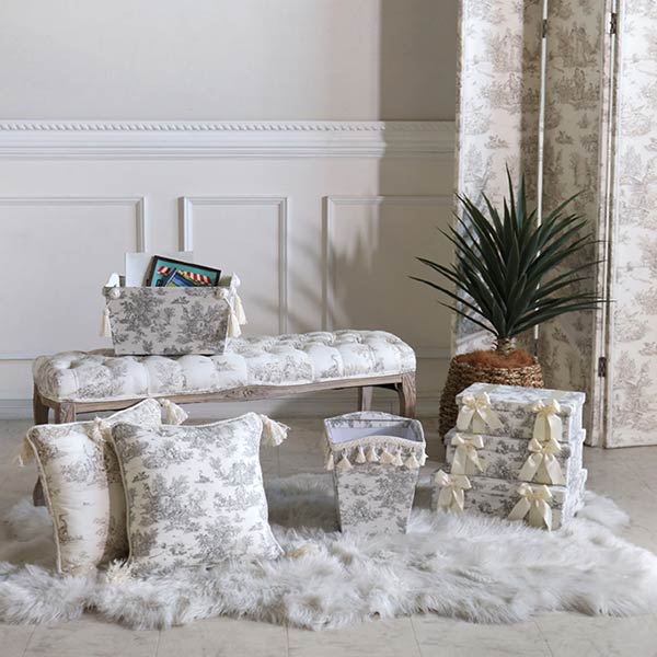 ジェニファーテイラー,クッション,大柄,トワルドジュイ