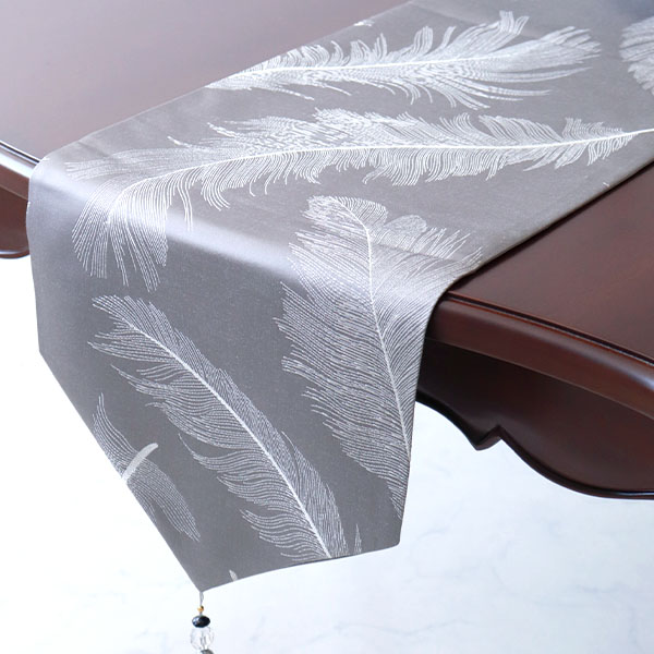 モダンテーブルランナー・グレー(33×210cm)