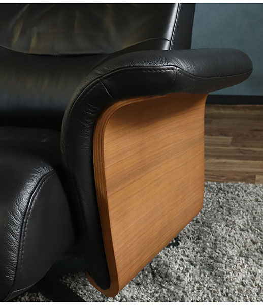 自分だけの空間を確保できる「パーソナルチェア」 ブラック-4