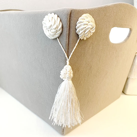 ジェニファーテイラー マガジンラックホルダー おもちゃ箱 おしゃれ ベロア グレージュ 送料無料-5