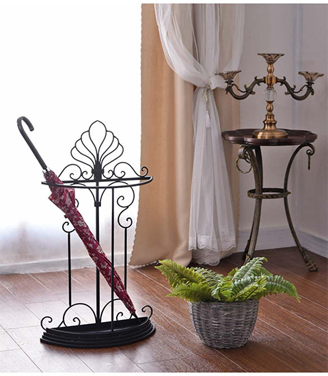 クラシックで優雅な傘立て。壁に添うデザインでスッキリと華やかな玄関を演出。-9