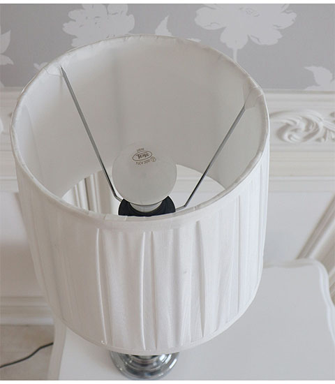 高級アンティークテーブルランプ。 おしゃれで可愛い姫系。クラシックな卓上ランプ。-5