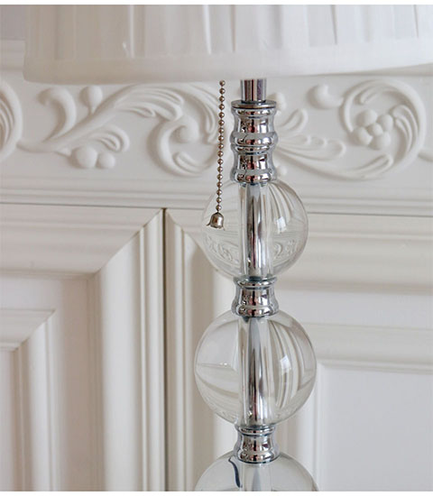 高級アンティークテーブルランプ。 おしゃれで可愛い姫系。クラシックな卓上ランプ。-7