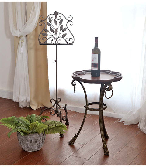 おしゃれな譜面台としても使えるアイアン製のイーゼルスタンド。アンティーク調のデザインでクラシックな空間を実現。-9