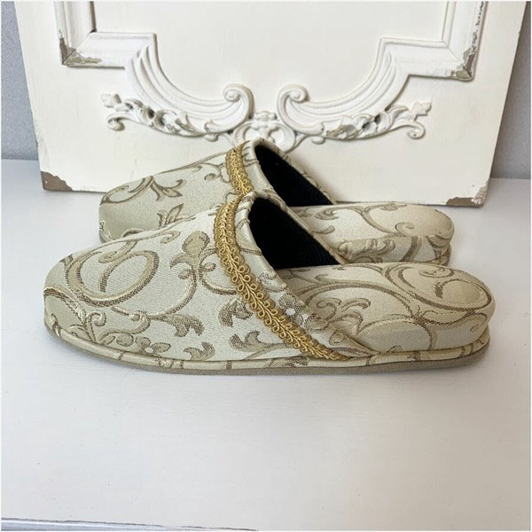 ジェニファーテイラー Jennifer Taylor ルームシューズ(おしゃれなスリッパ) ユニセックス Poinsettia-BE-2