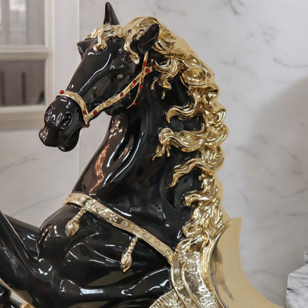 跳ね馬 置物 馬の置物 開運 風水 立ち馬 黒馬 オーナメント インテリア 高級 キラキラ うま 玄関 縁起物 ブラック 陶器-3