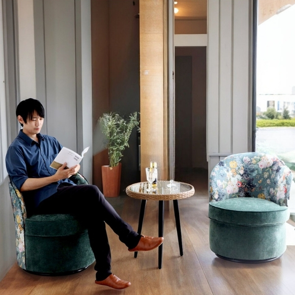 リゾート風 回転式チェア 1人掛けソファ ソファー 花柄 おしゃれ ホテル ロビー ボタニカル柄 一人用 回転いす チェア いす-5