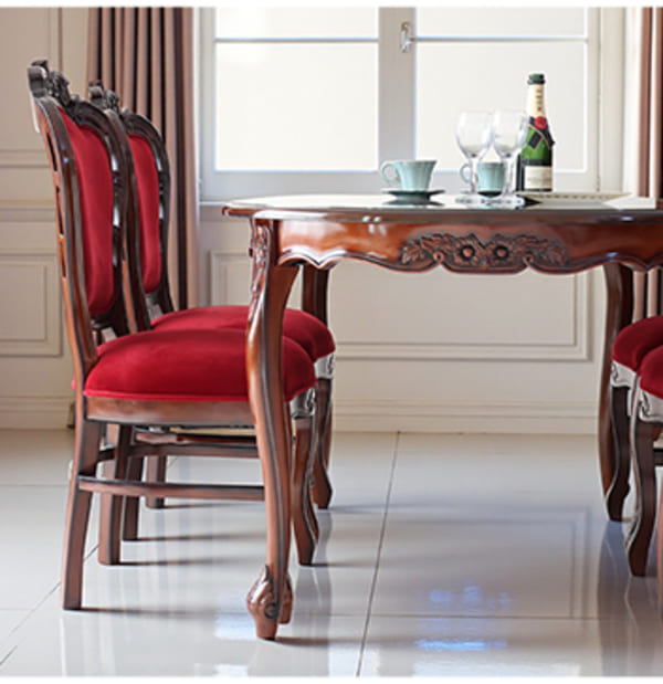 マリナカッシーリのヨーロピアン調クラシックデザインの猫脚ダイニングテーブル、マホガニー材と美しい象嵌装飾。-2