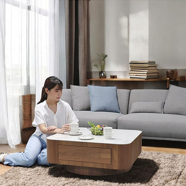 おしゃれな大理石テーブル ソファとの相性抜群