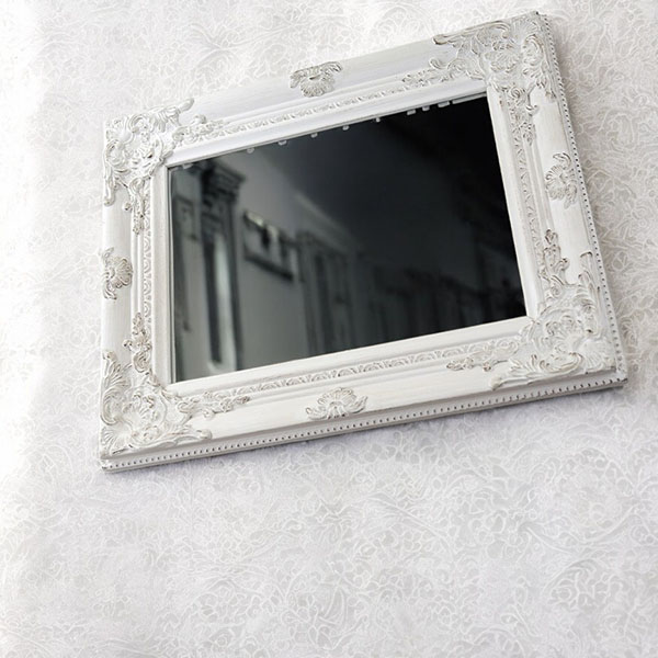 ロココ調デザインのエレガントなウォールミラー。ホワイトとゴールドの2色展開で縦横兼用可能。-14